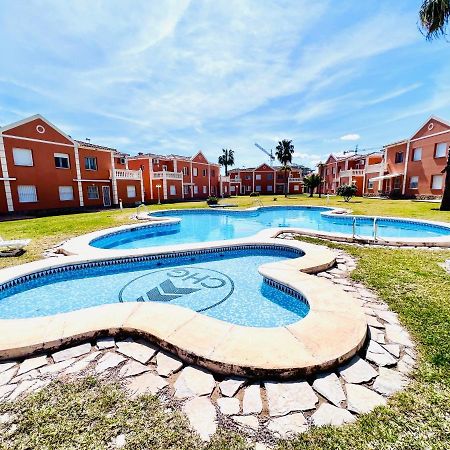 Oliva Nova Beach & Golf Resort Club Sevilla VI Kültér fotó